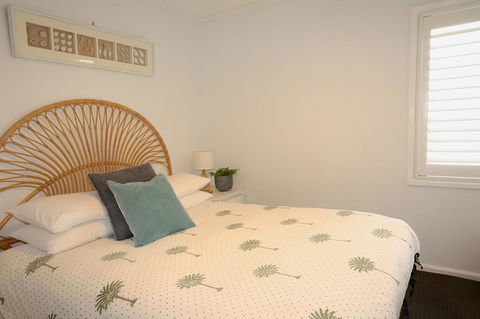Cossies By The Sea - Accommodation Sunshine Coast 8