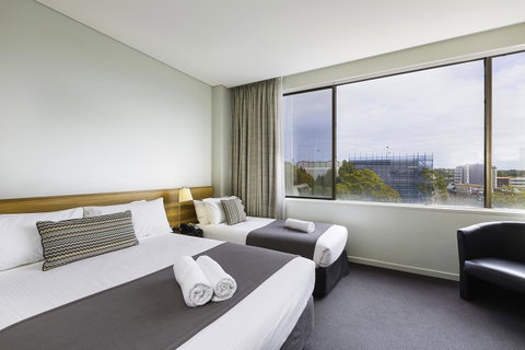 Metro Hotel Miranda - Accommodation Sunshine Coast 19