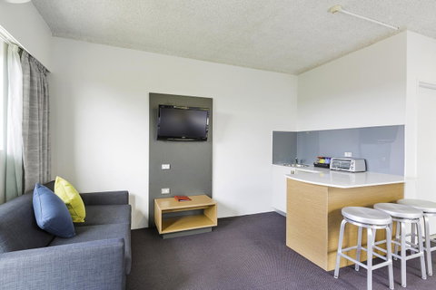 Metro Hotel Miranda - Accommodation Sunshine Coast 7