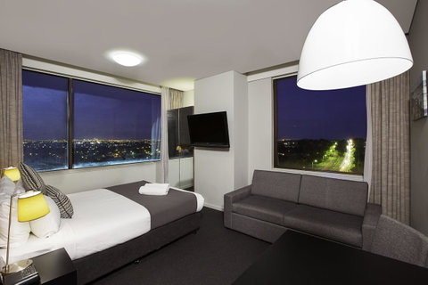 Metro Hotel Miranda - Accommodation Sunshine Coast 9