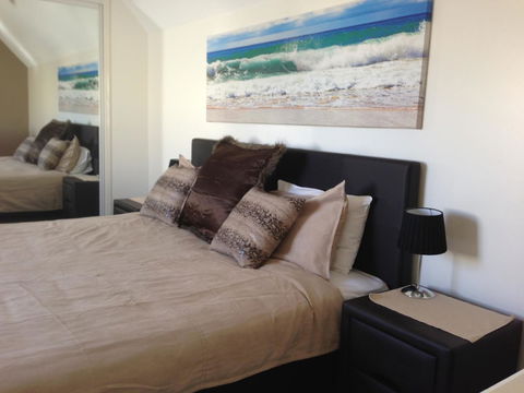 Byron Central Apartments - Accommodation Sunshine Coast 25