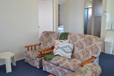 Sundial Holiday Units - Accommodation Sunshine Coast 40