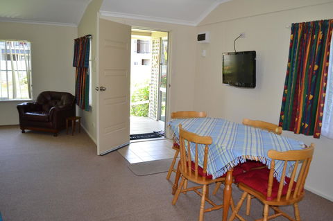 Sundial Holiday Units - Accommodation Sunshine Coast 26