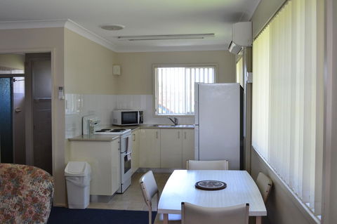 Sundial Holiday Units - Accommodation Sunshine Coast 39