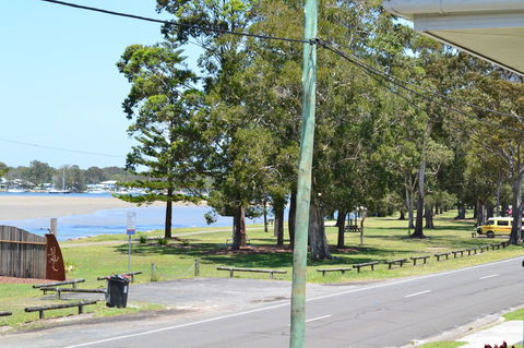 Sundial Holiday Units - Accommodation Sunshine Coast 5