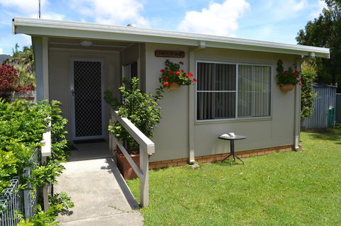 Sundial Holiday Units - Accommodation Sunshine Coast 8
