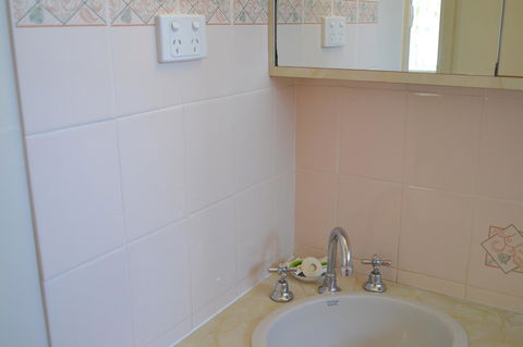 Sundial Holiday Units - Accommodation Sunshine Coast 43