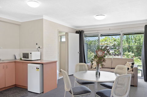 The Park Hotel Motel, Suffolk Park - Accommodation Sunshine Coast 9