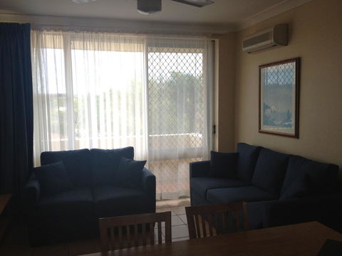 Oxley Cove Holiday Apartment - Accommodation Sunshine Coast 13