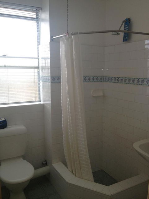 Oxley Cove Holiday Apartment - Accommodation Sunshine Coast 10