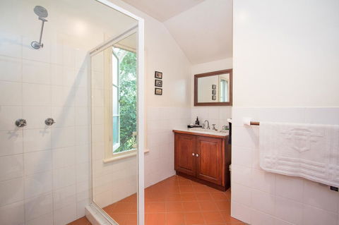 Stay In Mudgee The Grove, The Church, And Premium Private Homestead - Accommodation Sunshine Coast 23