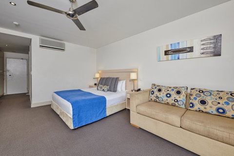 Waves Byron Bay - Accommodation Sunshine Coast 34