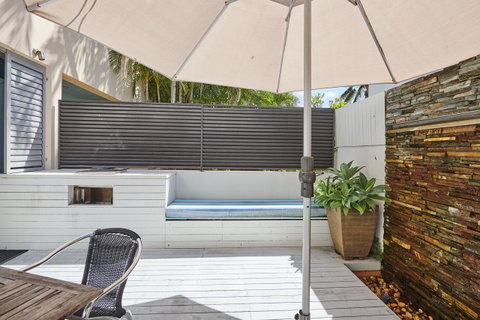 Waves Byron Bay - Accommodation Sunshine Coast 37