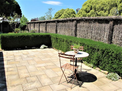 Apple Tree Cottage - Accommodation Sunshine Coast 22