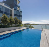 Accommodate Canberra - Lakefront - Accommodation Sunshine Coast