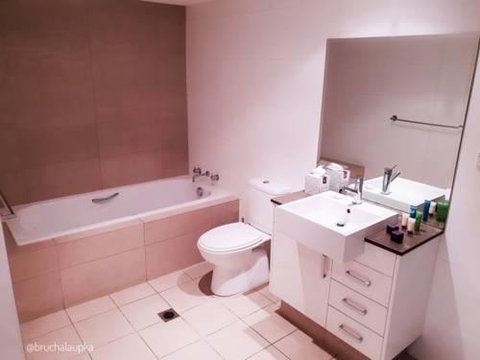 Wentworth Park Apartments - Accommodation Sunshine Coast 2