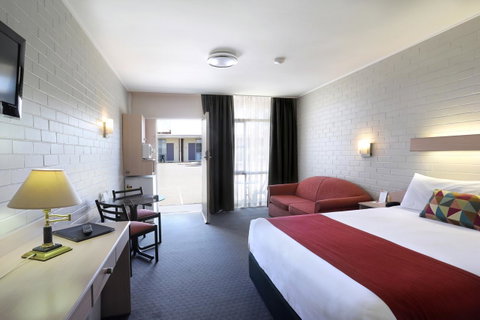 Econo Lodge Gateway Tamworth - Accommodation Sunshine Coast 2