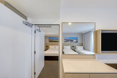 Travelodge Hotel Sydney Airport - Accommodation Sunshine Coast 2