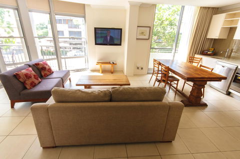 Byron Bay Hotel And Apartments - Accommodation Sunshine Coast 12