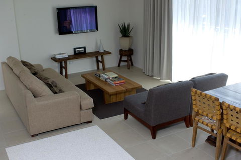 Byron Bay Hotel And Apartments - Accommodation Sunshine Coast 41