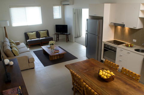 Byron Bay Hotel And Apartments - Accommodation Sunshine Coast 38