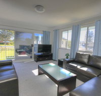 45 Wharf Street - Whole House - Accommodation Sunshine Coast
