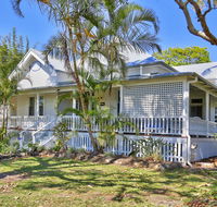 Arcadia House - Accommodation Sunshine Coast