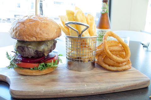 Ibis Newcastle - Accommodation Sunshine Coast 4