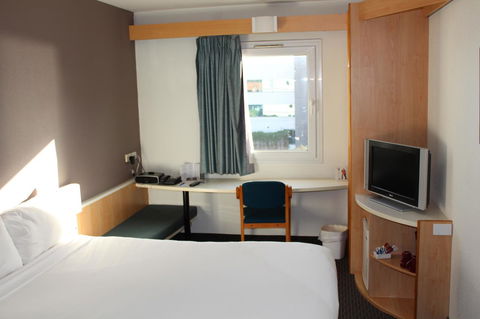 Ibis Newcastle - Accommodation Sunshine Coast 8