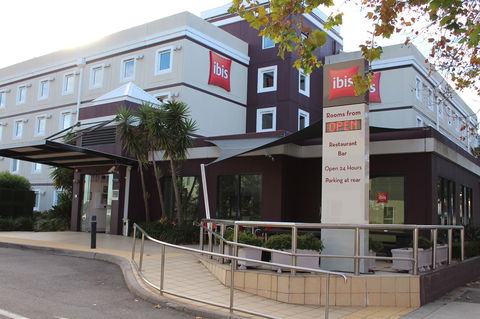 Ibis Newcastle - Accommodation Sunshine Coast 1