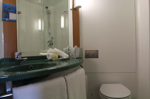 Ibis Newcastle - Accommodation Sunshine Coast 12