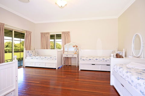 Terara Riverside Retreat - Accommodation Sunshine Coast 10