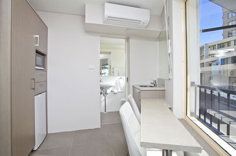 Manly Paradise Motel & Apartments - Accommodation Sunshine Coast 6