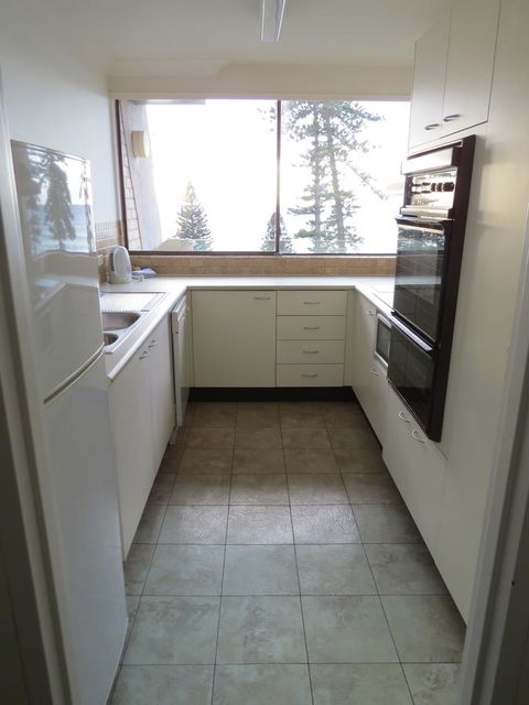 Manly Paradise Motel & Apartments - Accommodation Sunshine Coast 43