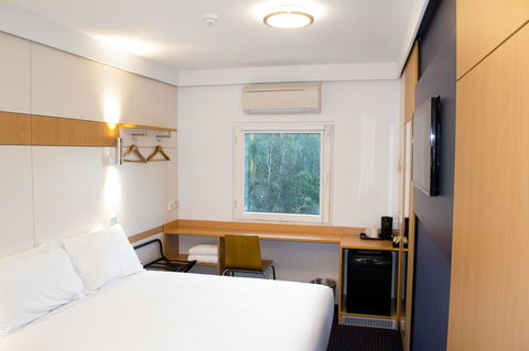 Ibis Budget - Gosford - Accommodation Sunshine Coast 1