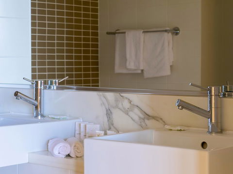 Sage Hotel Wollongong - Accommodation Sunshine Coast 1