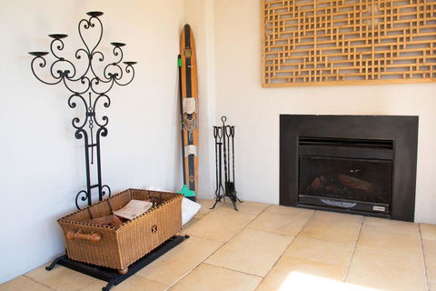 Belmont - Accommodation Sunshine Coast 16