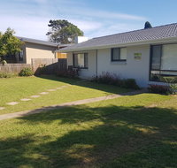 Golden Hill Cottage - Accommodation Sunshine Coast