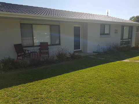 Golden Hill Cottage - Accommodation Sunshine Coast 2