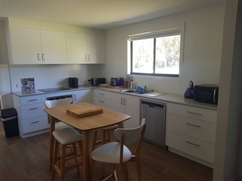 Golden Hill Cottage - Accommodation Sunshine Coast 10