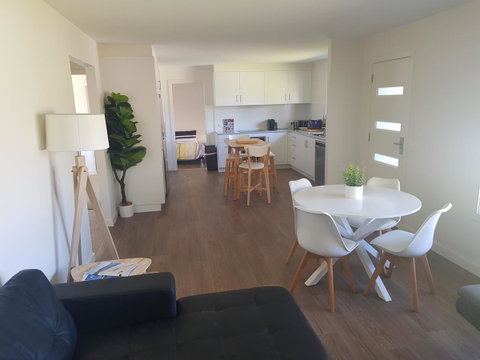 Golden Hill Cottage - Accommodation Sunshine Coast 8