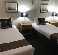 Mariners Court Hotel - Accommodation Sunshine Coast