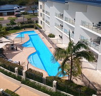 Boathouse Resort Water Front - Accommodation Sunshine Coast