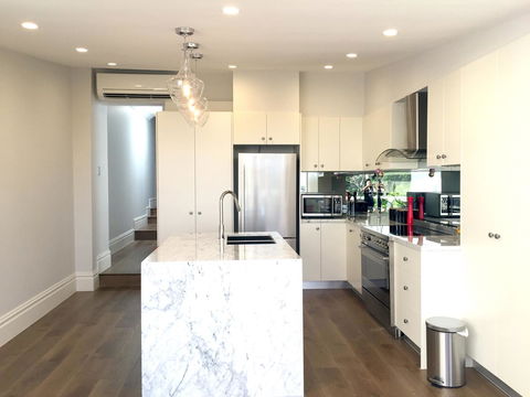 Luxury House In Bondi Junction - Accommodation Sunshine Coast 2