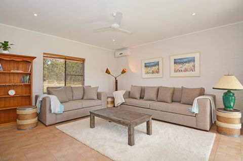 JE Guesthouse, Central To All The Hunter Valley Has To Offer - Accommodation Sunshine Coast 2