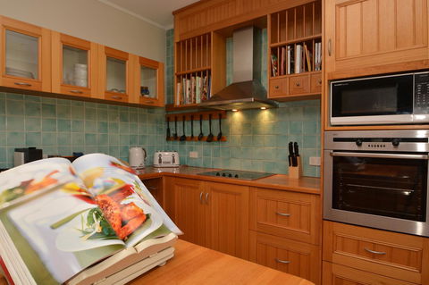 JE Guesthouse, Central To All The Hunter Valley Has To Offer - Accommodation Sunshine Coast 14