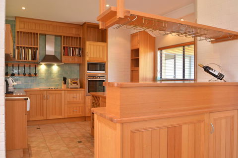 JE Guesthouse, Central To All The Hunter Valley Has To Offer - Accommodation Sunshine Coast 11