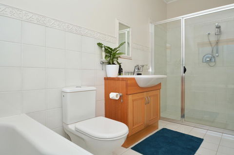 JE Guesthouse, Central To All The Hunter Valley Has To Offer - Accommodation Sunshine Coast 22