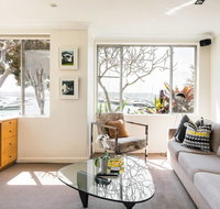 Waterfront Apartment Brimming with Inspirational Artwork - Accommodation Sunshine Coast