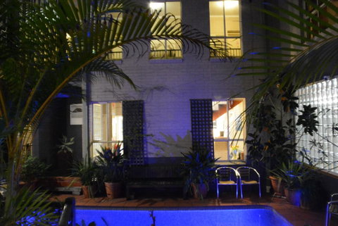 Newtown Backpackers - Accommodation Sunshine Coast 21